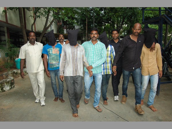 దారుణం: రూ. 230 కోసం వ్యాపారిని హత్య చేశారు