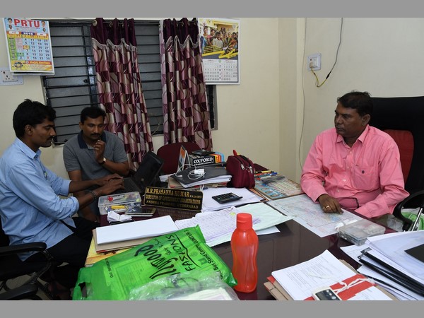 ఏసీబీకి చిక్కిన ఏపీ ఎస్ఎస్‌సీ బోర్డు డైరెక్టర్ ప్రసన్న కుమార్