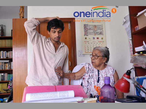 మహాశ్వేతా దేవి ఇలా అనేది... మహాశ్వేతా దేవి ఇలా అనేది...