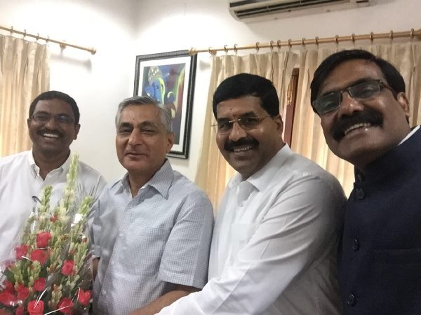 Telangana JAC leaders met Supreme Court chief justice