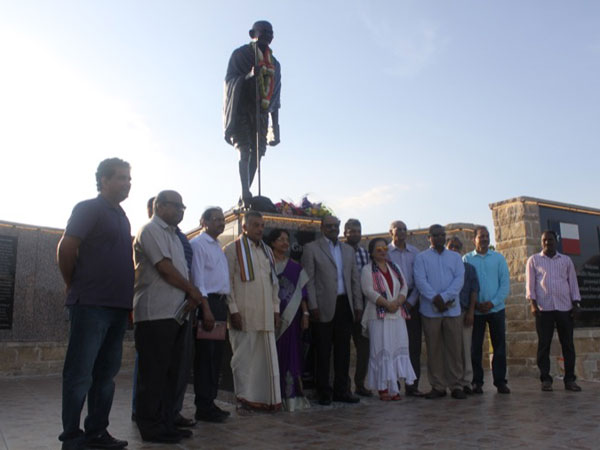 July 4th Happy Independence Day greetings to USA from Mahatma Gandhi Memorial