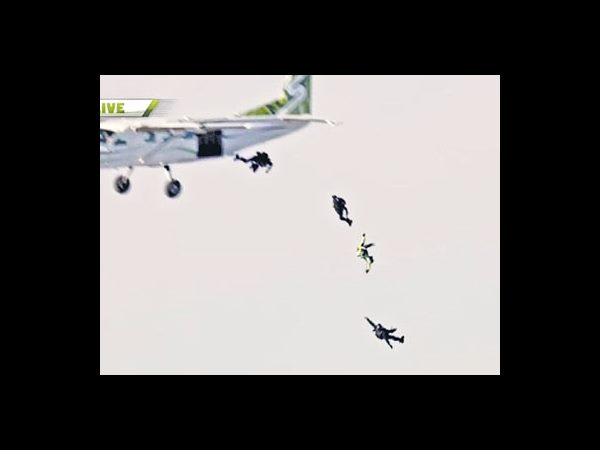 పారాచూట్ లేకుండా 25వేల ఎత్తు నుంచి దూకేశాడు 