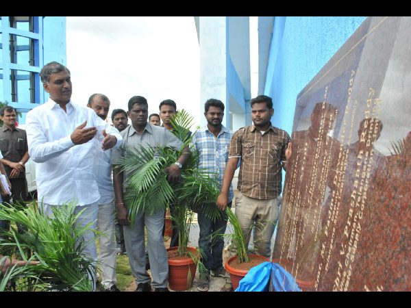 ప్రధాని పర్యటన ప్రధాని పర్యటన