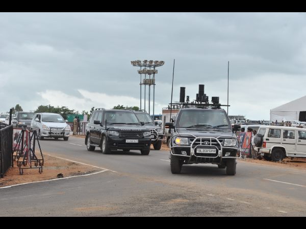 ప్రధాని పర్యటన ప్రధాని పర్యటన