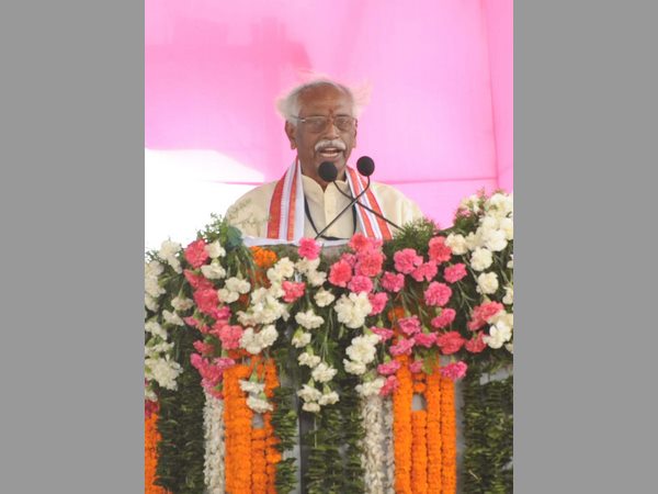 గజ్వేల్ సభలో నోరు జారిన ప్రధాని మోడీ 