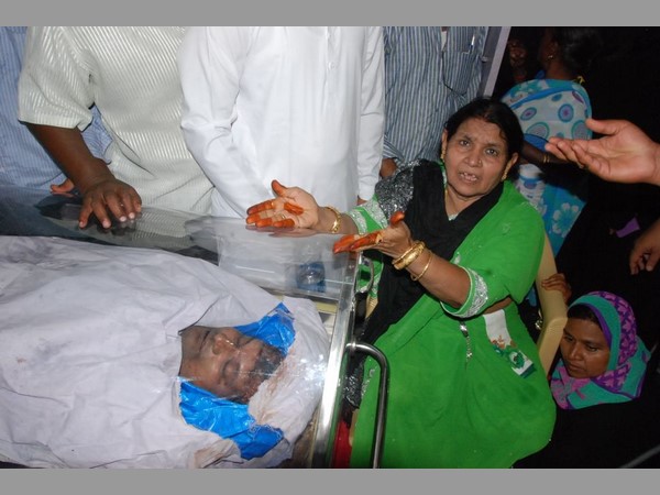 భూములపై కన్ను