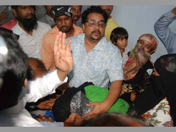 తర్వాత.. బెదిరింపు