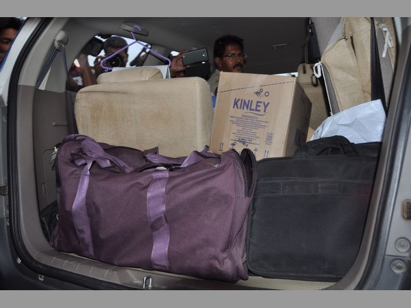 నయీంతో పోలీసులకు సంబంధాలు