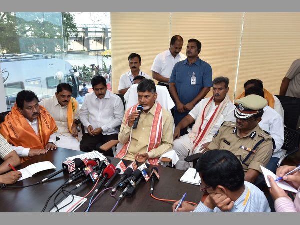 కృష్ణా పుష్కరాలు