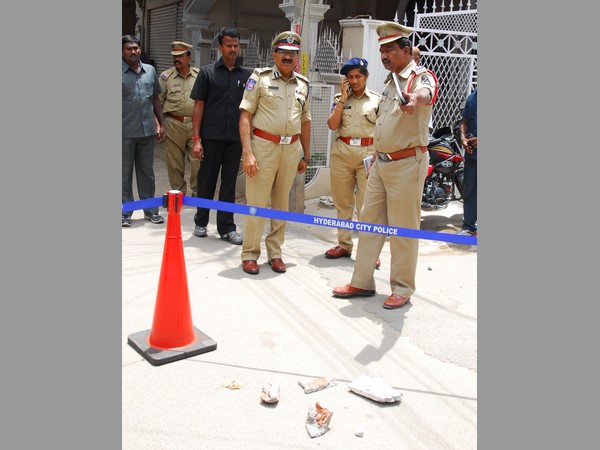  ఘటనా స్థలంలో సీపీ