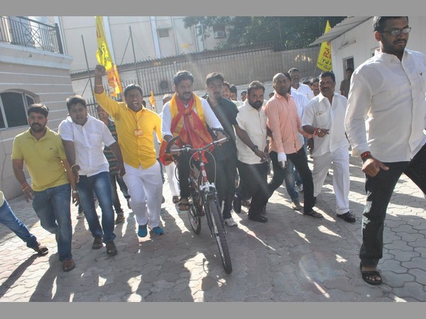 టీఆర్‌ఎస్ పాలనలో ఏ ఒక్క వర్గం సంతృప్తిగా లేరు