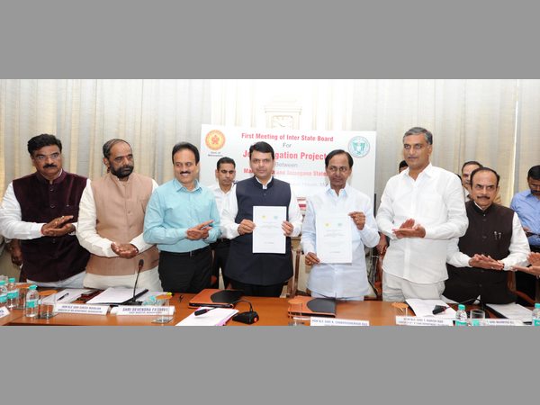 మీతో తగాదాల్లేవు, ఏపీతో ఇంకా వివాదాలే: కేసీఆర్