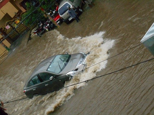  భారీగా నిలిచిపోయిన వర్షం