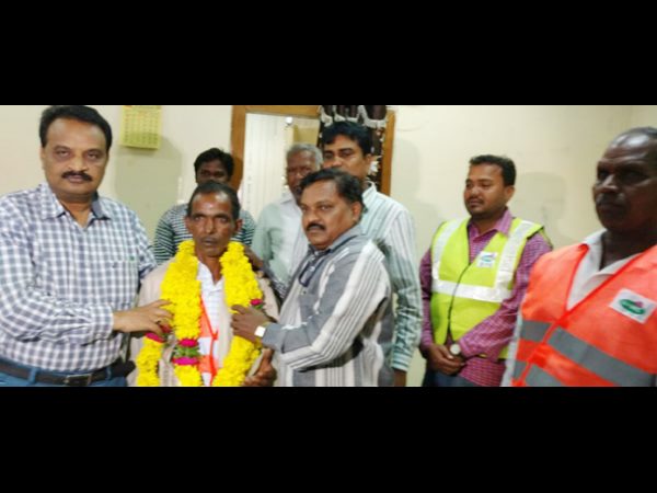 GHMC sanitation worker T Venkaiah named Best Worker in India