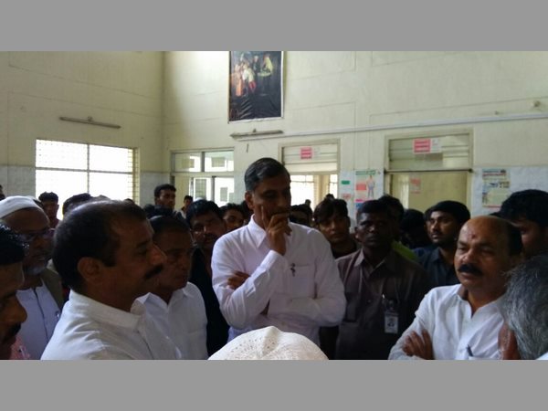  టోల్‌ గేట్ యాజమాన్యంపై చట్టపరమైన చర్యలు