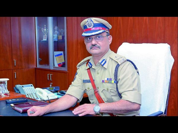 తెలంగాణ ఇంటెలిజెన్స్ చీఫ్గా శివధర్ రెడ్డి తెలంగాణ ఇంటెలిజెన్స్ చీఫ్గా శివధర్ రెడ్డి