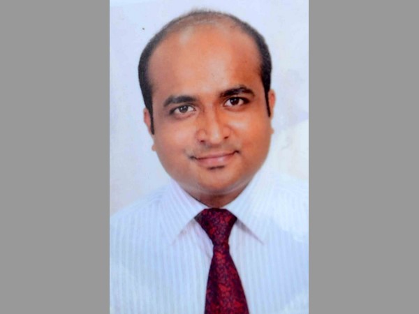 శవమై కన్పించాడు