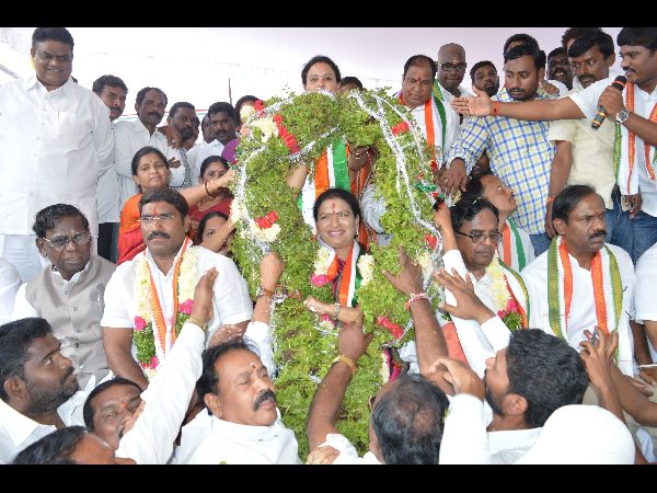 జిల్లాల కోసం పోరాటం