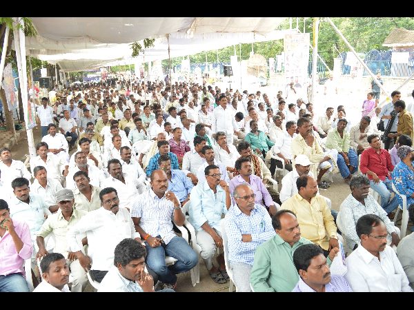 జిల్లాల కోసం పోరాటం