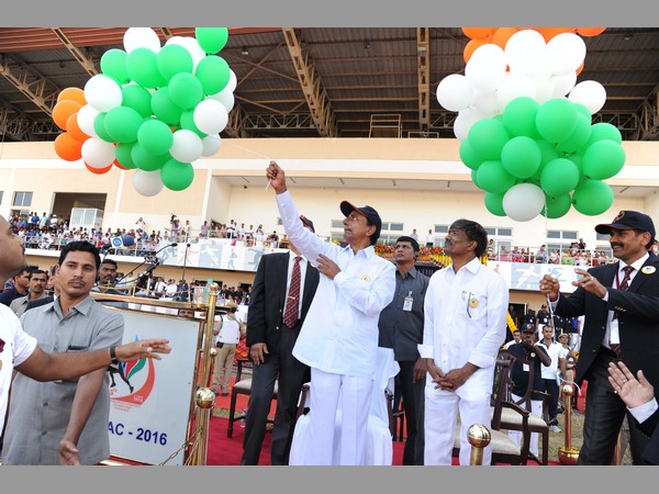 హాజరైనవారు