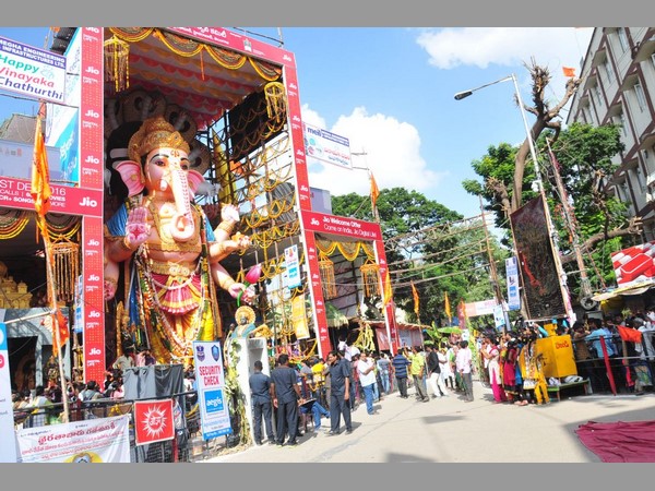 పెరిగిన భక్తుల రద్దీ