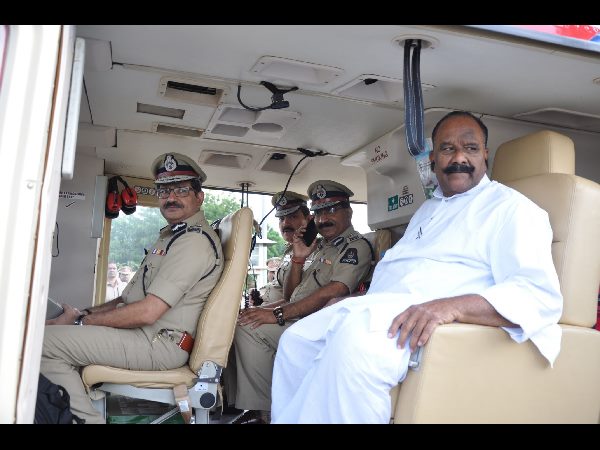  పోలీసుల పనితీరు భేష్: హోంమంత్రి నాయిని 