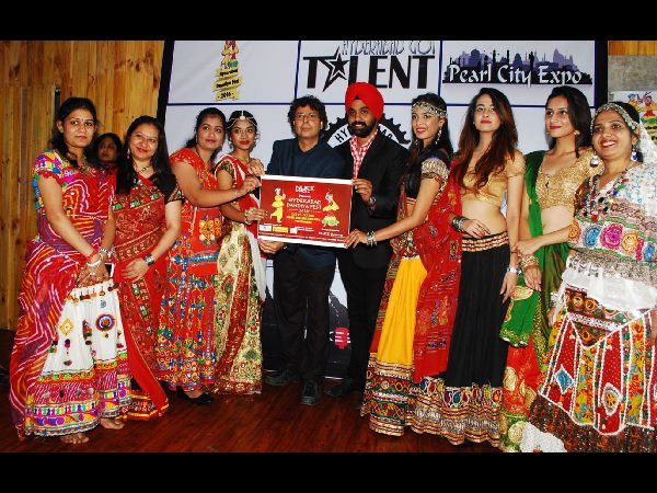 బ్రోచర్ విడుదల