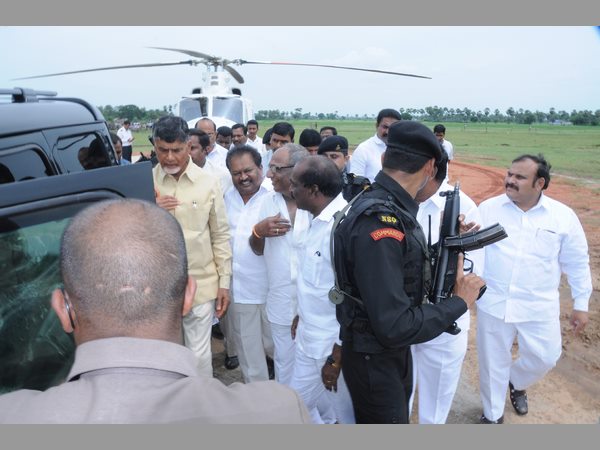 వెంకయ్యను అంటే ఏం రాదు