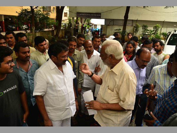 లోతట్టు ప్రాంతాల్లోకి నీరు