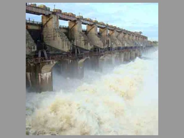 అన్ని ప్రాజెక్టులు కళకళ