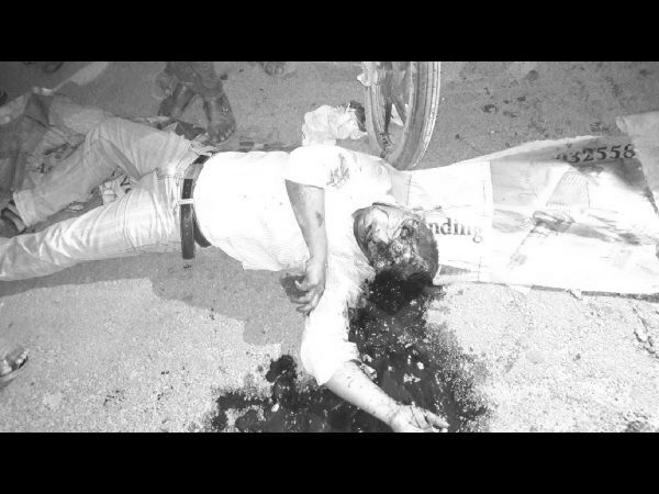 హెల్మెట్ ధరించడంతో సురక్షితంగా బయటపడ్డ రమేశ్ హెల్మెట్ ధరించడంతో సురక్షితంగా బయటపడ్డ రమేశ్