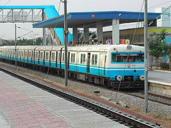 One killed in Road Accident at Moosapet on Wednesday One killed in Road Accident at Moosapet on Wednesday