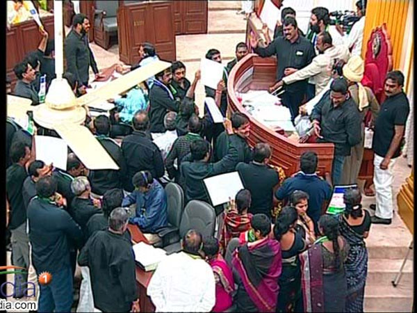 AP Assembly adjourned for 10 Minutes amidst of YSRCP Ruckus