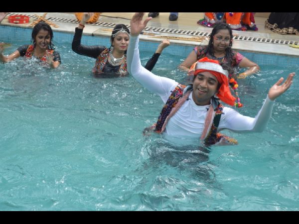  ఉత్సాహంగా..