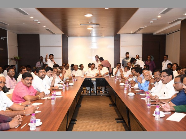 ఉద్యమాన్ని ఏ విధంగా ముందుకు..