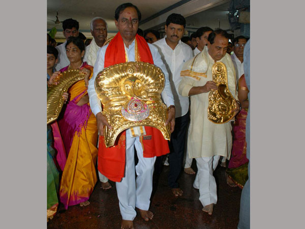 స్వర్ణ కిరీటం
