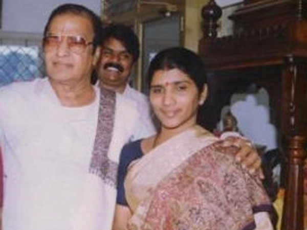 లక్ష్మీపార్వతి అందుకుంటుందేమోనని అలా...