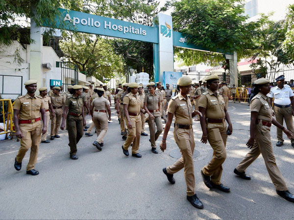 కేసులు పెడుతాం జాగ్రత్త