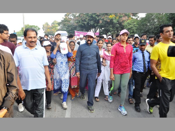 ముందుండి నడిచిన బాలకృష్ణ