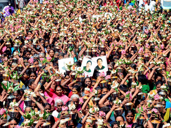 Tamil Nadu CM Jayalalithaa is responding, progressing gradually