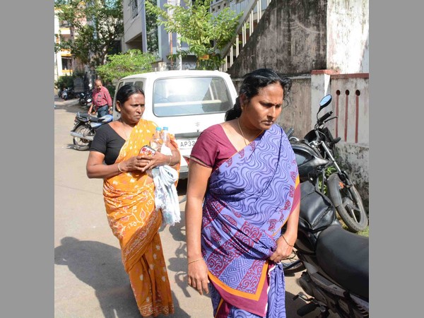 ఎవరనేది కాదు, ప్రాణాలు ముఖ్యం...