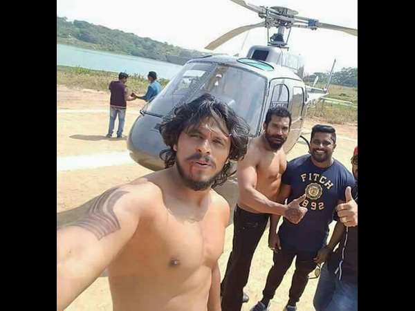 ఇద్దరు పరిశ్రమలోకి ఒకేసారి..