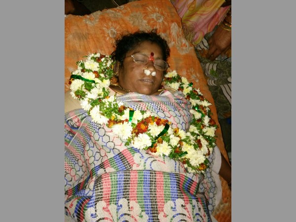 నోట్లు చెల్లవనే ఆందోళన