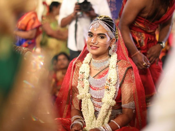 ఎలాగున్నాను చెప్పండి