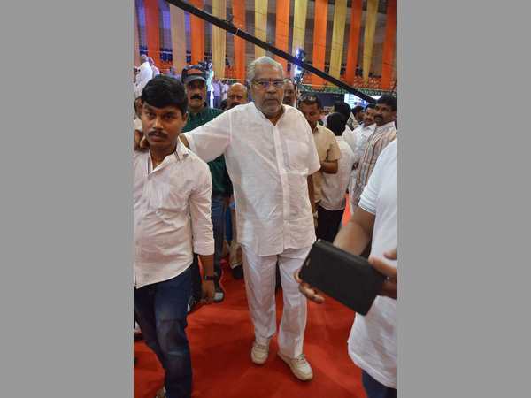 కోట శ్రీనివాస్