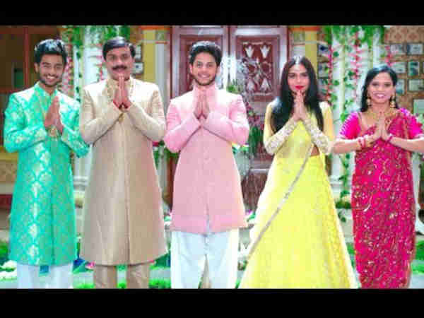 BJP leaders do not attend the Gali Janardhan Reddy daughter marriage ! BJP leaders do not attend the Gali Janardhan Reddy daughter marriage !