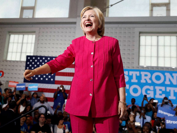 Hillary Clinton Blames F.B.I. Director for Election Loss Hillary Clinton Blames F.B.I. Director for Election Loss