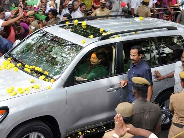  జయలలిత వాహనాలు ఇలా..