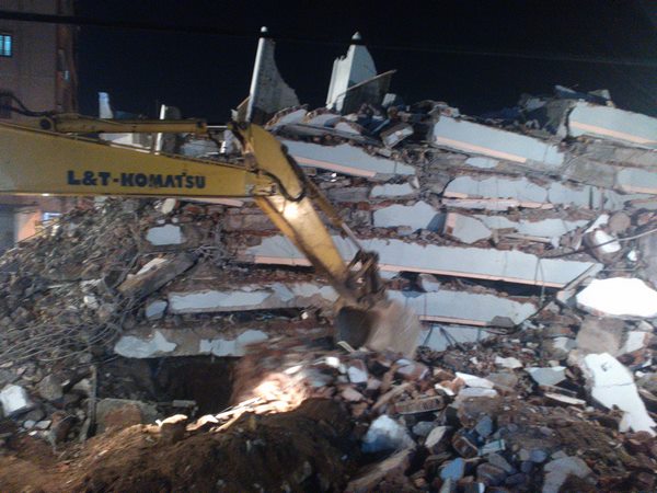 నిబంధనలు బేఖాతరు