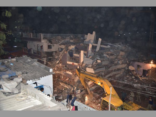 సత్యనారాయణ సింగ్ దురాశ